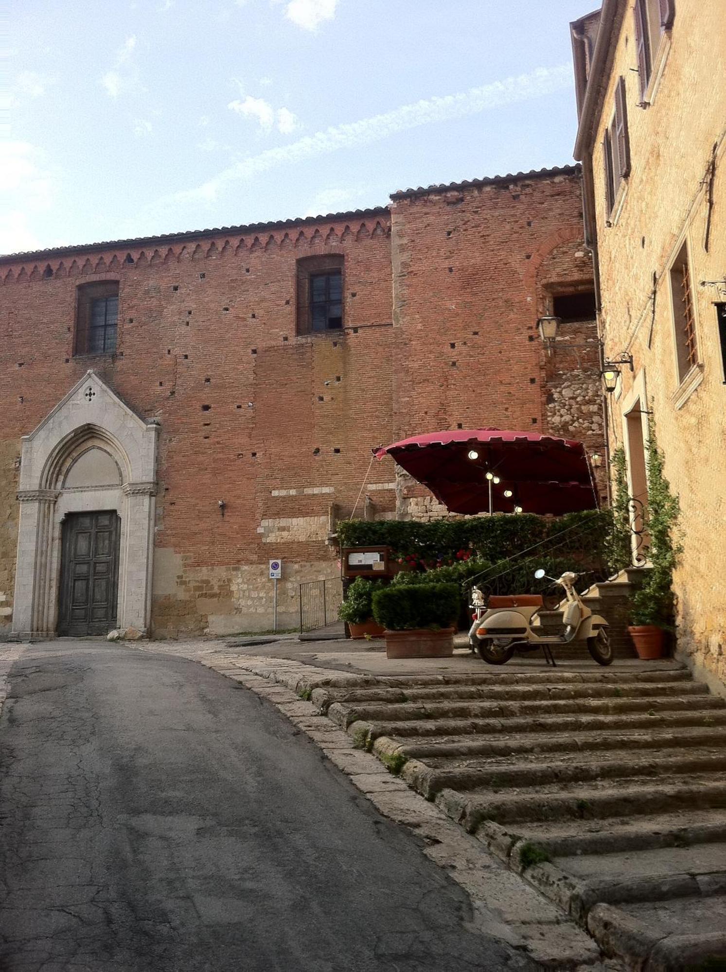 La Locanda Di San Francesco Montepulciano Stazione Buitenkant foto